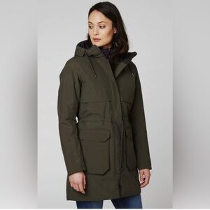 NWOT Helly Hansen Boyne Parka in Beluga Green